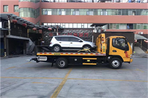 扬中汽车紧急补胎换胎救援